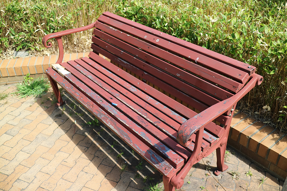 park bench