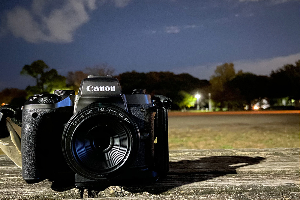 Canon EOS M5