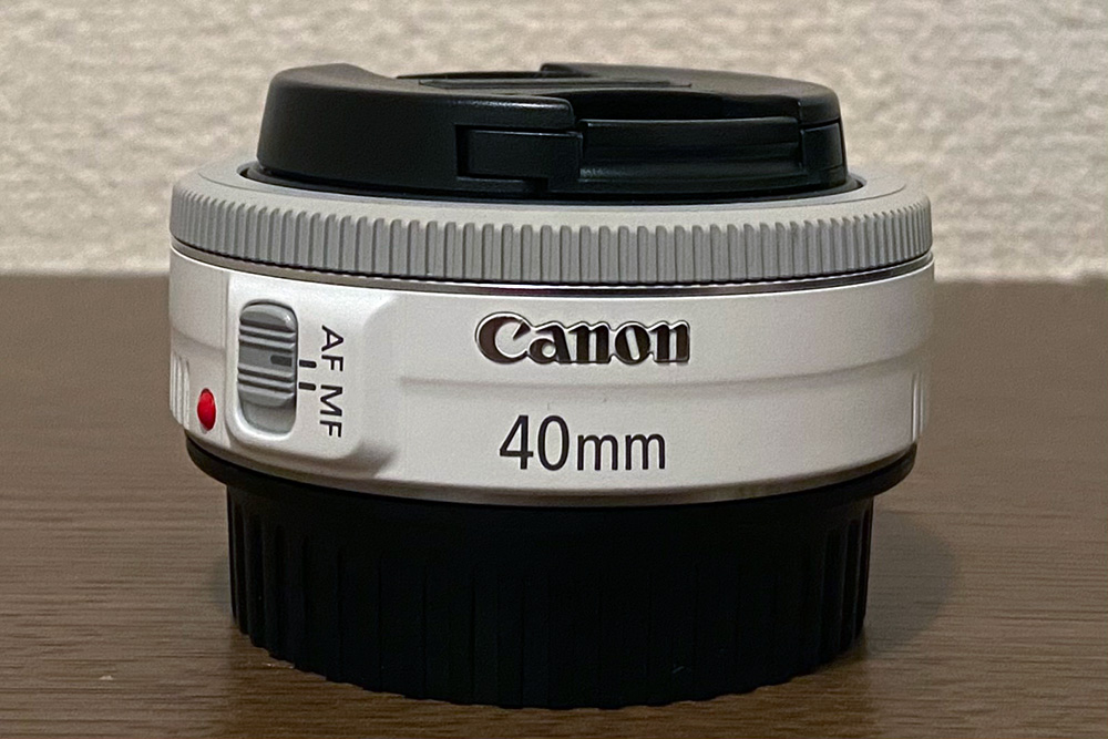 Canon EF40mm F2.8 STM ホワイト 純正パンケーキレンズで夜スナップ。