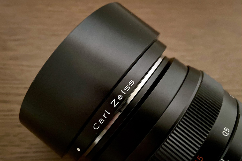 コシナ Carl Zeiss Planar T* 1.4/50 ZE、初めてのツァイスレンズ。